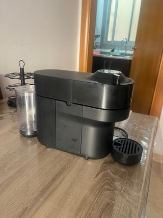 Cafetera Nespresso DeLonghi Vertuo Negra