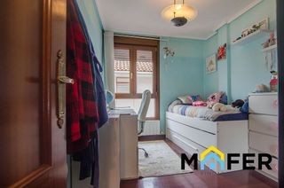 Casa adosada en venta en El Puntal en Laredo