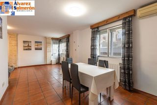 Casa adosada en venta en Ogíjares