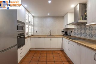 Casa adosada en venta en Ogíjares