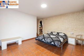 Casa adosada en venta en Ogíjares
