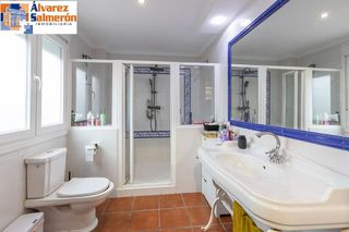 Casa adosada en venta en Ogíjares