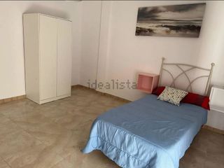 Piso en alquiler en Ciudad Jardín - Tagarete - El Zapillo en Almería