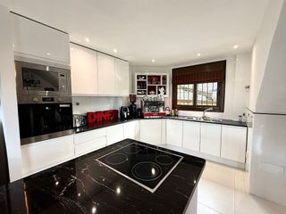 Chalet en venta en Riviera del Sol en Mijas