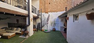 Chalet en venta en Núcleo Urbano en Pobla de Vallbona (la)