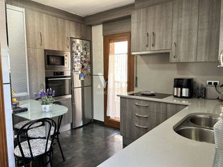 Casa adosada en venta en Santa Clara-Caputxins-Hospital en Vic