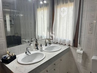 Casa adosada en venta en Santa Clara-Caputxins-Hospital en Vic
