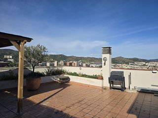 Ático en venta en La Teixonera en Barcelona
