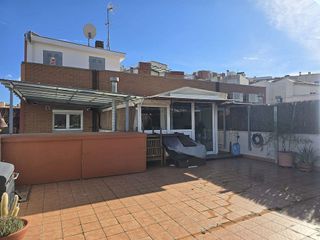 Ático en venta en La Teixonera en Barcelona