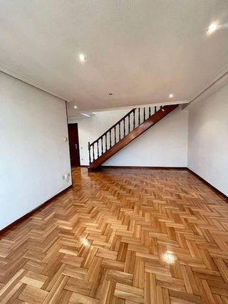 Dúplex en venta en El Llano en Gijón