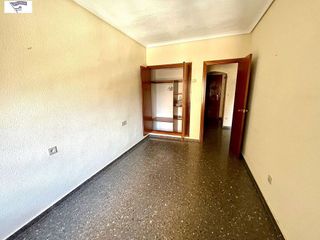 Piso en venta en San Antonio Abad - Polígono San Antón en Albacete