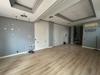 Local comercial en alquiler en Salvador Allende en Zaragoza