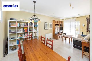 Casa adosada en venta en Crta. De la Sierra en Granada