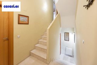 Casa adosada en venta en Crta. De la Sierra en Granada