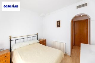 Casa adosada en venta en Crta. De la Sierra en Granada