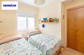 Casa adosada en venta en Crta. De la Sierra en Granada