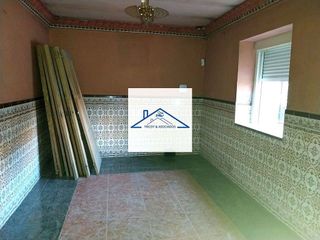 Casa adosada en venta en Corral de Almaguer