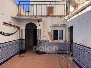 Casa adosada en venta en Puebla de Cazalla (La)