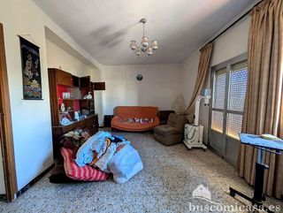 Chalet en venta en Linares