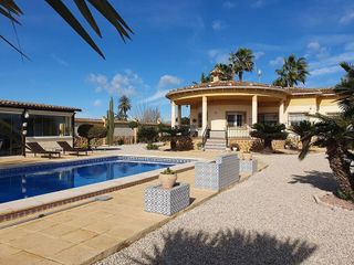 Casa en venta en Crevillent