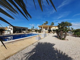 Casa en venta en Crevillent