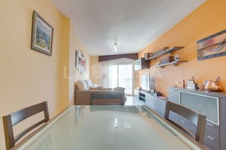 Piso en venta en Fondo en Santa Coloma de Gramanet