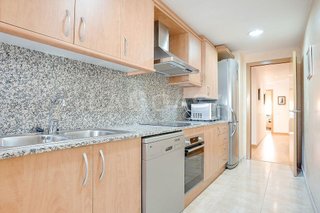 Piso en venta en Fondo en Santa Coloma de Gramanet