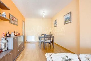 Piso en venta en Fondo en Santa Coloma de Gramanet