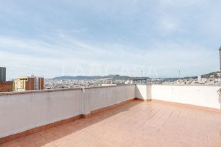 Piso en venta en Fondo en Santa Coloma de Gramanet
