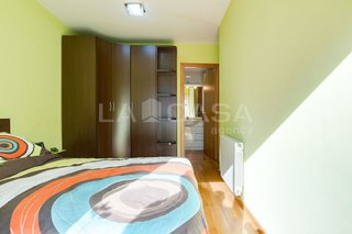 Piso en venta en Fondo en Santa Coloma de Gramanet