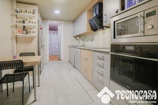 Piso en venta en Artigas - Llefià en Badalona