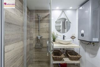 Piso en venta en Barrio de Zaidín en Granada