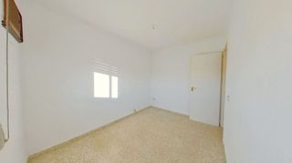 Piso en venta en Poligono Sur - La Oliva - Letanías en Sevilla