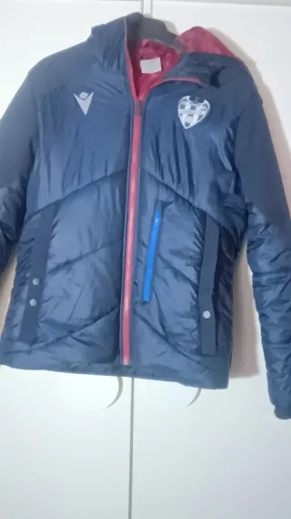 Chaqueta Macron Azul y Roja