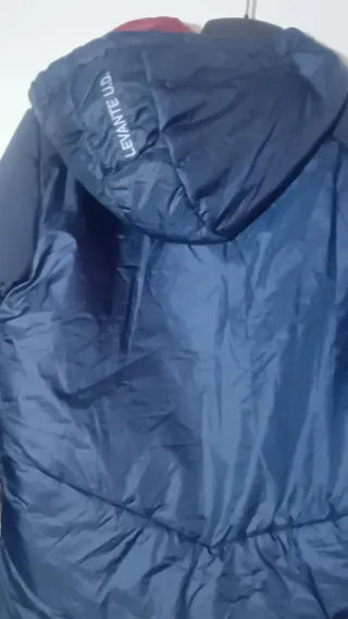 Chaqueta Macron Azul y Roja