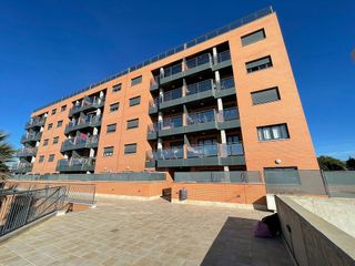 Piso en alquiler en Montequinto en Dos Hermanas