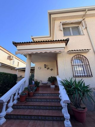 Chalet en venta en Urbanizaciones- Santa Ana- Las Estrellas en Gandia