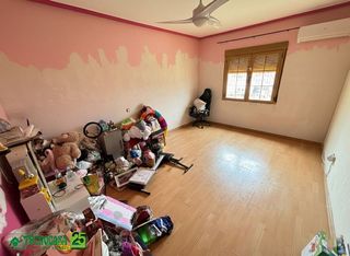 Casa adosada en venta en Manzanares