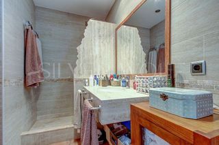 Chalet en venta en Vallirana