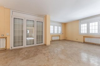 Chalet en venta en Montornès del Vallès