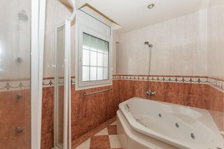 Chalet en venta en Montornès del Vallès