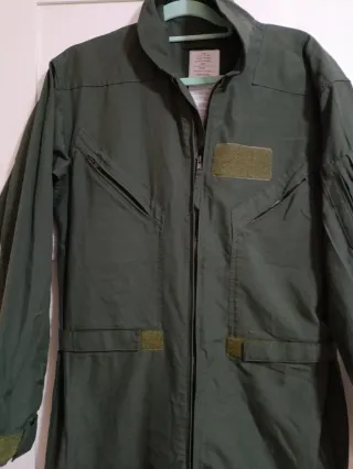 Mono de vuelo Nomex verde oliva