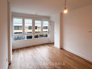 Piso en venta en Castilla - Hermida en Santander
