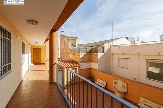 Piso en venta en Avda. De los Ogíjares en Armilla