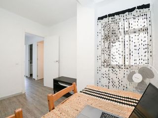 Piso en venta en Parque Ayala - Jardín de la Abadía - Huelín en Málaga