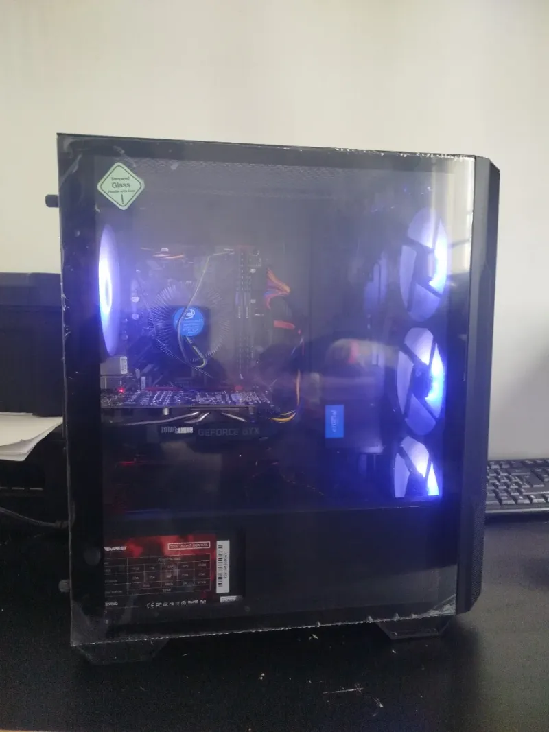 PC Gaming con luces RGB afbeelding 5