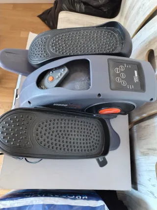 Pedales elípticos VibroLegs con mando