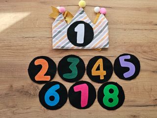 Corona cumpleaños tela hecha a mano