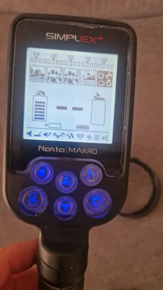 Detector Metales Nokta Makro Simplex+