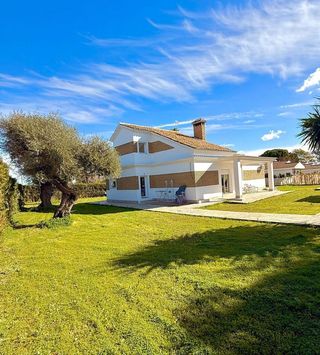Chalet en venta en Espartinas